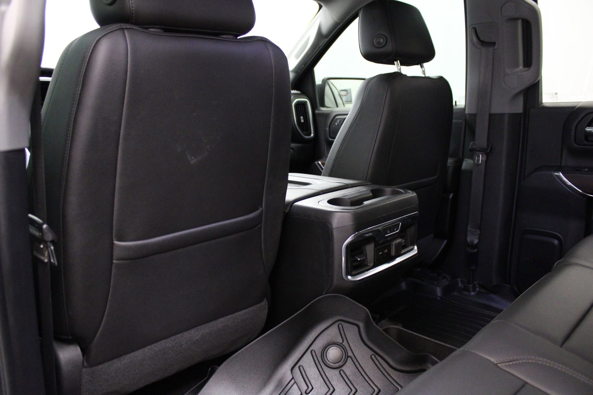 Used 2019 GMC Sierra 1500 SLT w/ SLT Convenience Package AWD/4WD image 16