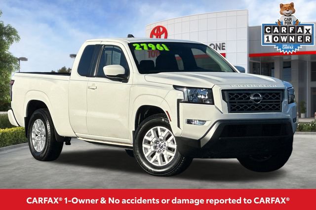 Used 2023 Nissan Frontier SV w/ SV Convenience Package image 2