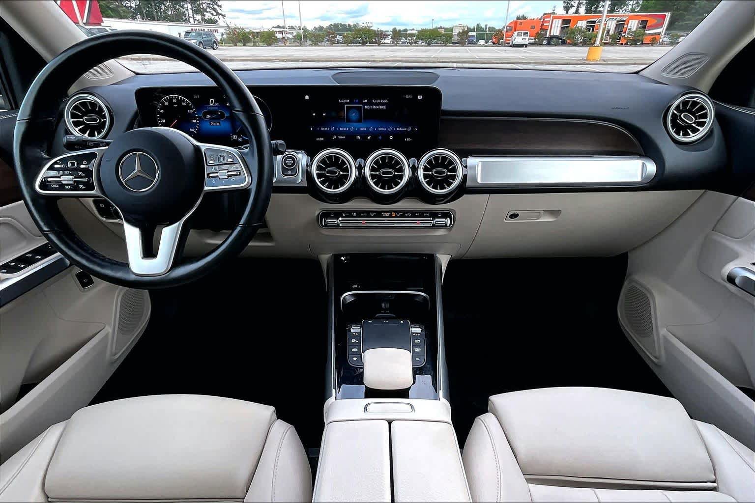 Certified 2023 Mercedes-Benz GLB 250 4MATIC image 16