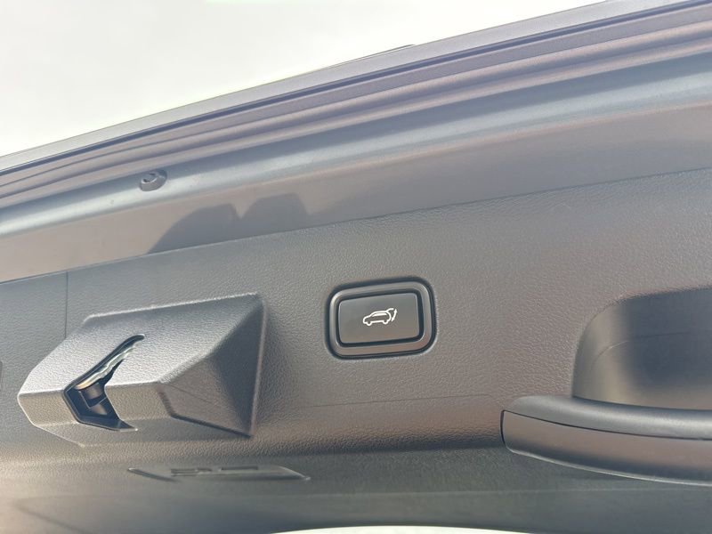 New 2026 Kia Sportage X-Line AWD/4WD image 13