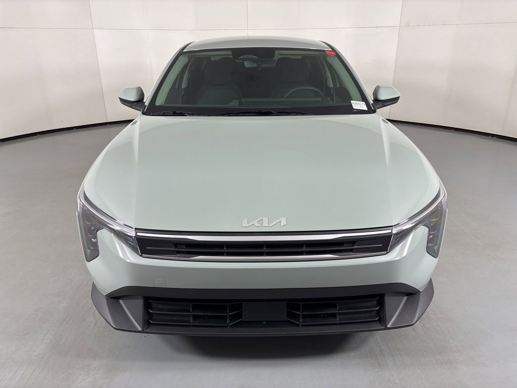 New 2026 Kia K4 LXS image 3