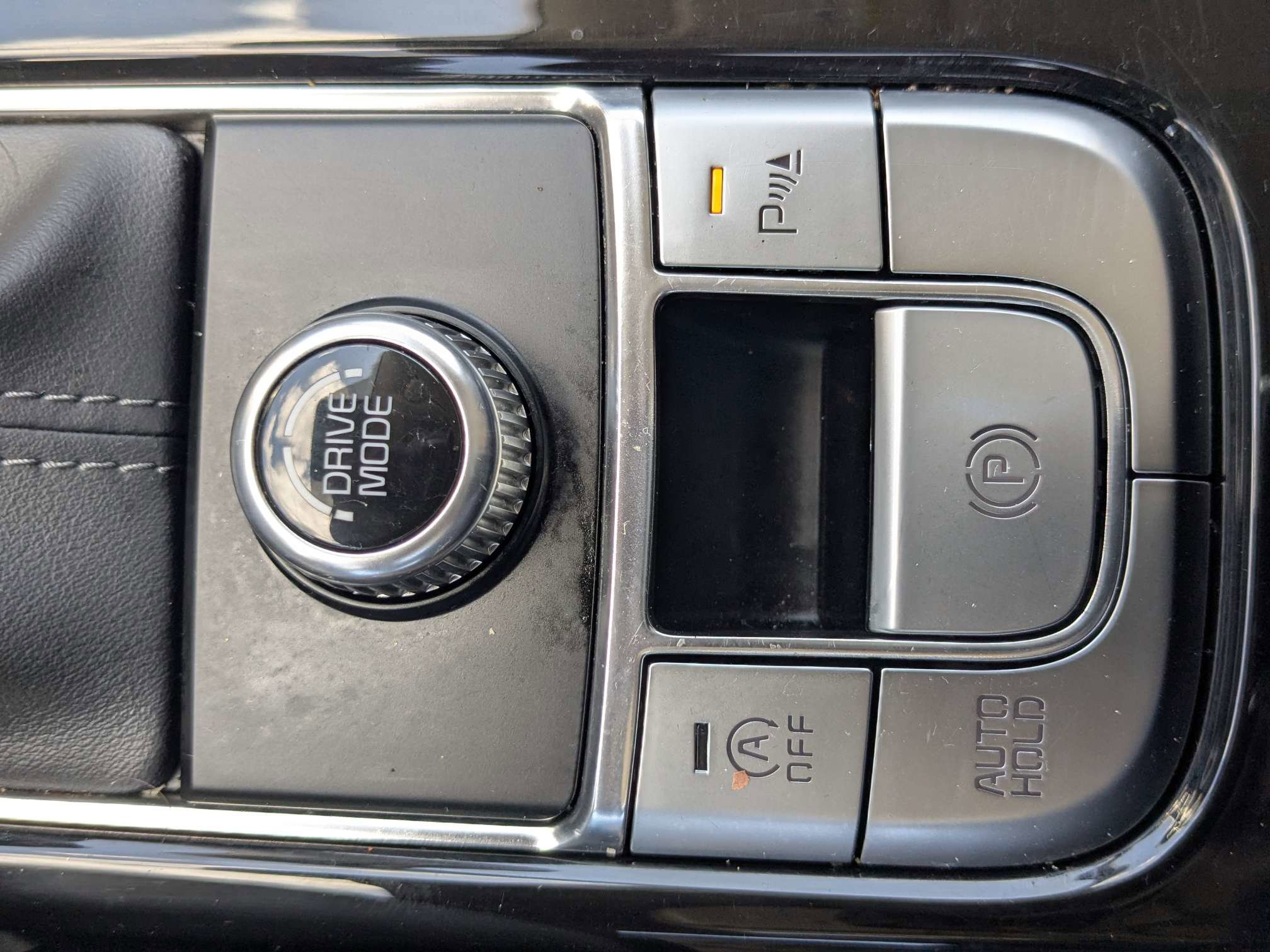 Used 2024 Kia Telluride S FWD image 31