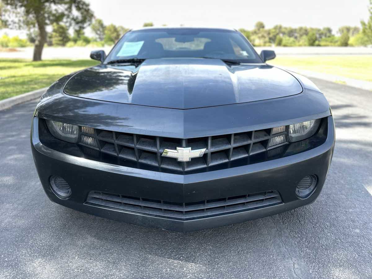 Used 2013 Chevrolet Camaro LS RWD image 8
