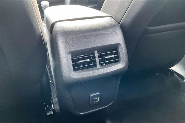 Used 2024 Chevrolet Equinox LT FWD image 10