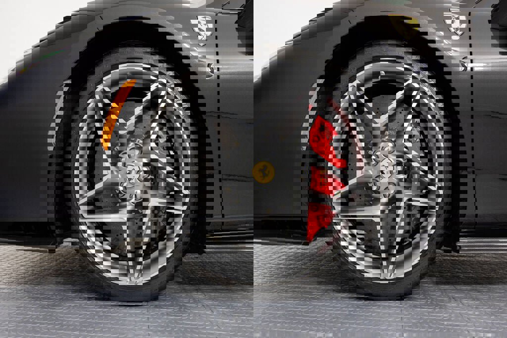 Certified 2023 Ferrari F8 Tributo image 27