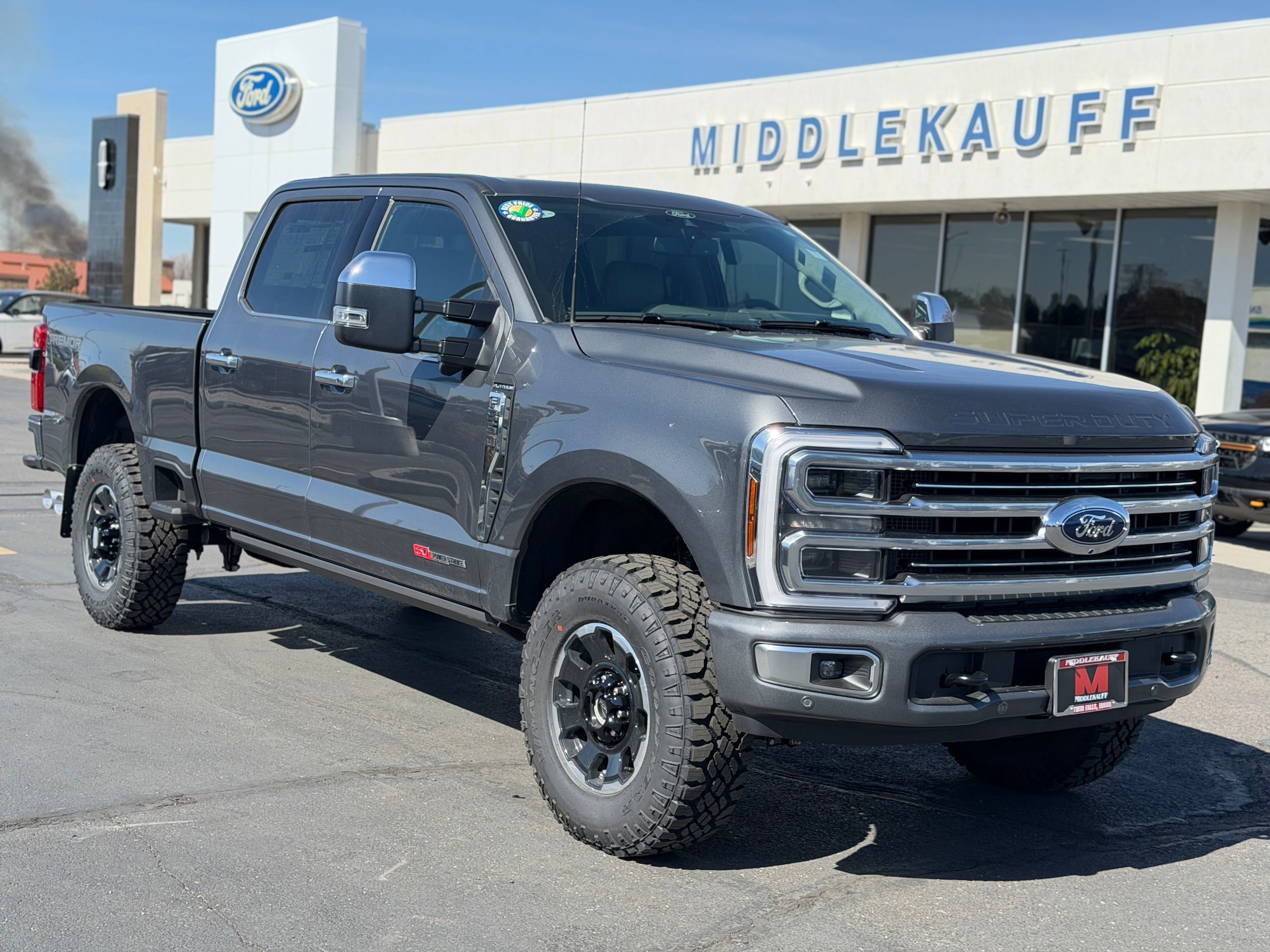 New 2026 Ford F350 Platinum w/ Platinum Plus Package