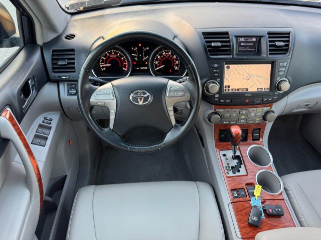 Used 2008 Toyota Highlander Limited image 23