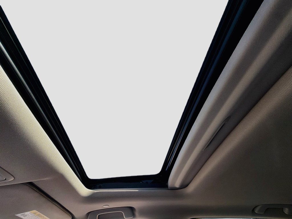 Used 2023 Honda CR-V EX-L image 14