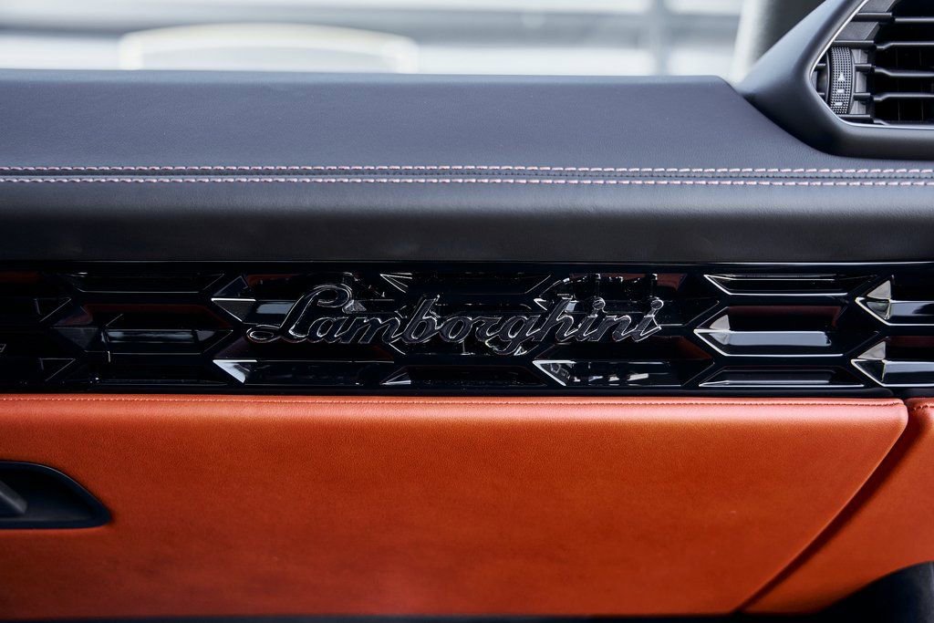 Used 2024 Lamborghini Huracan Tecnica image 45