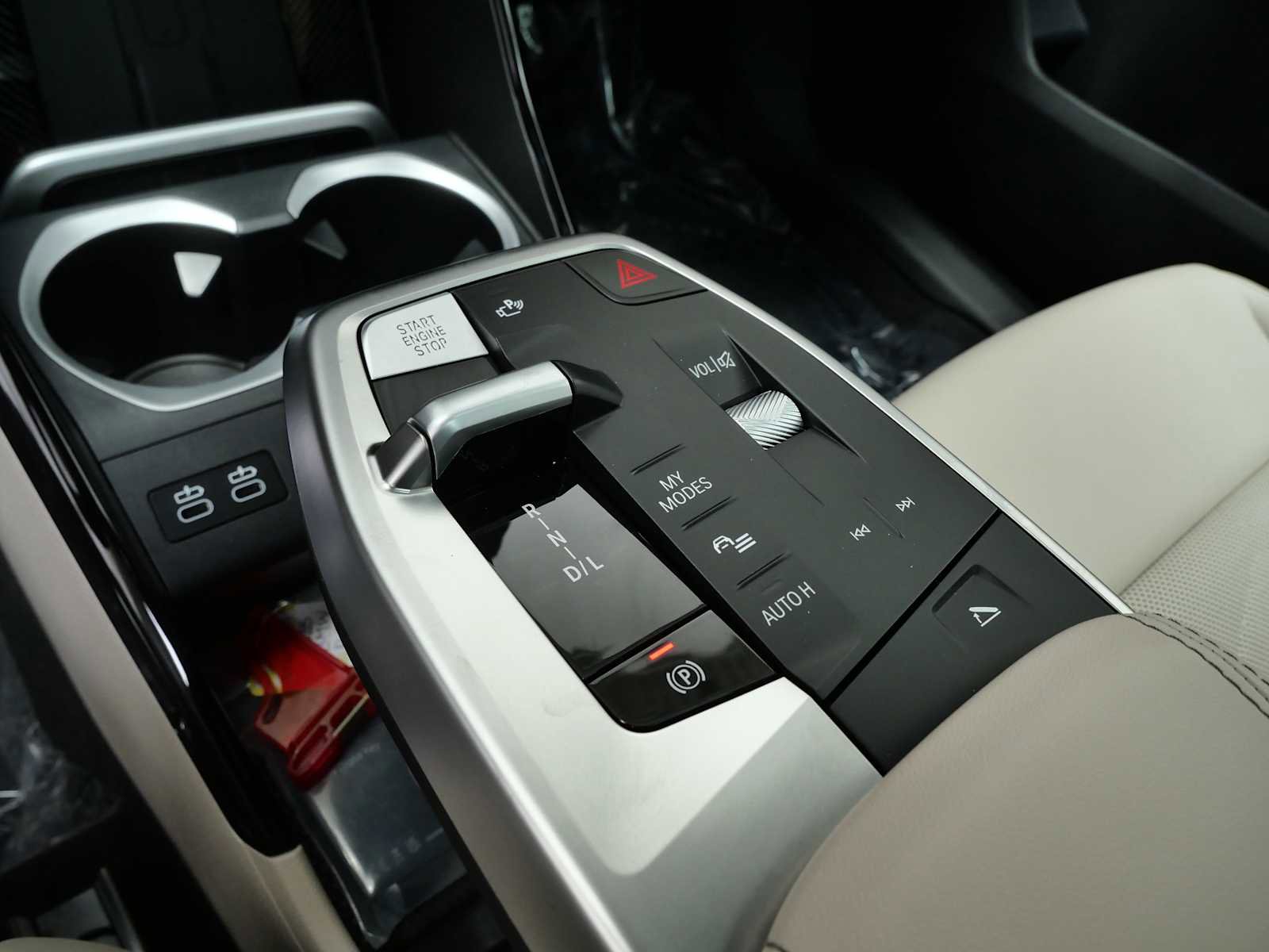 Used 2025 BMW X1 xDrive28i w/ Convenience Package image 24