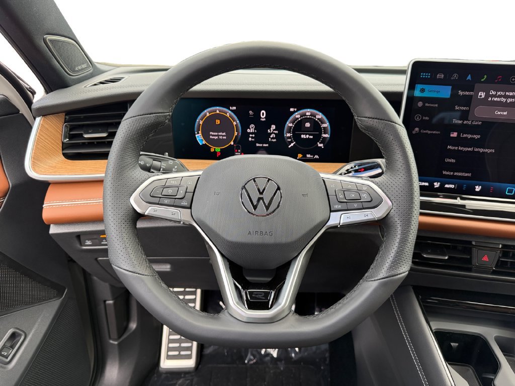 New 2026 Volkswagen Tiguan SEL R-Line AWD/4WD image 12