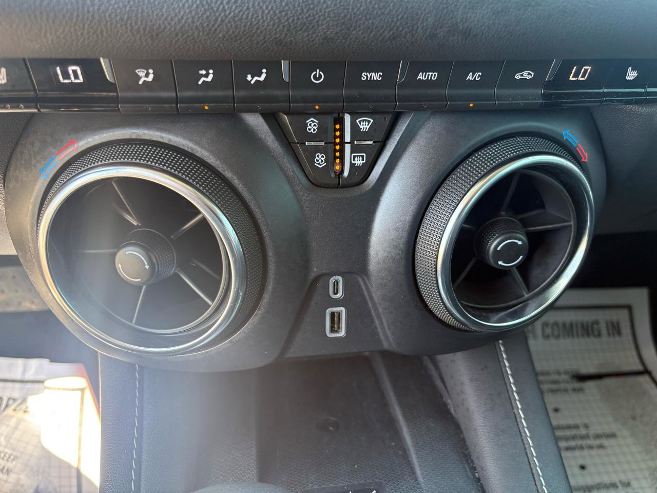 Used 2024 Chevrolet Blazer LT w/ Convenience Package FWD image 25