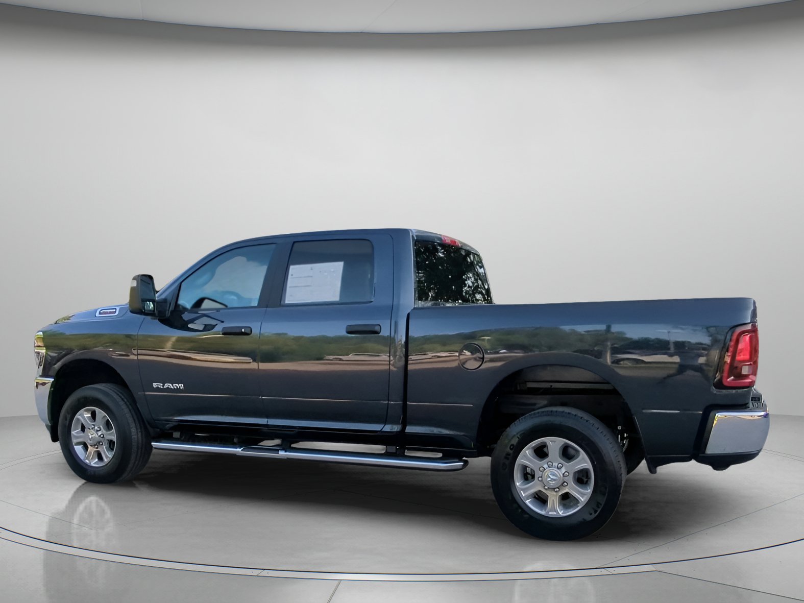 Used 2026 RAM 2500 Big Horn AWD/4WD image 18