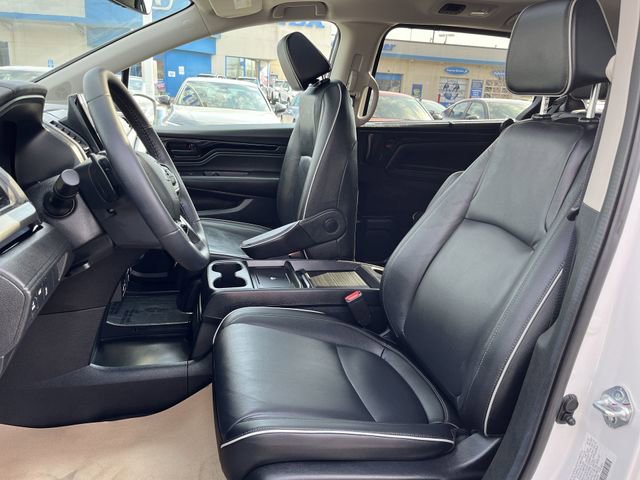 New 2025 Honda Odyssey Touring image 15