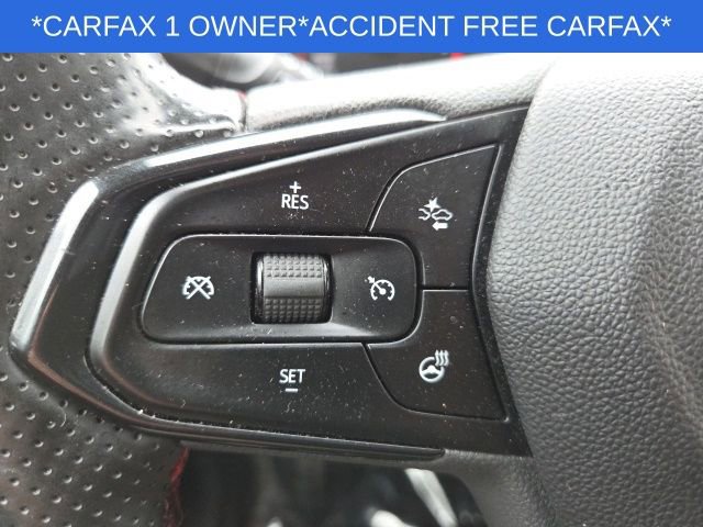 Used 2024 Chevrolet Trax RS w/ Sunroof Package FWD image 32