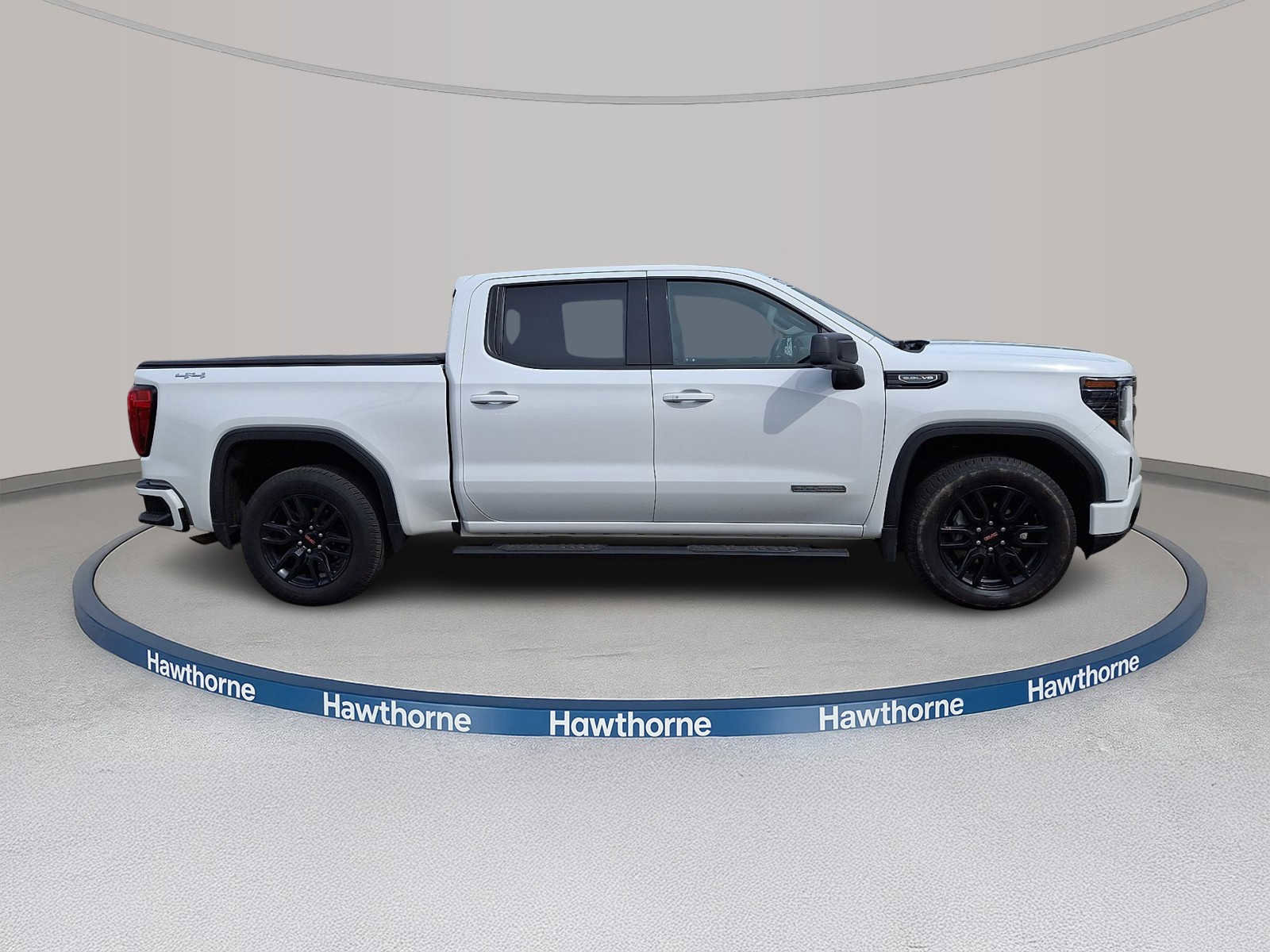 Used 2023 GMC Sierra 1500 Elevation w/ Preferred Package image 7