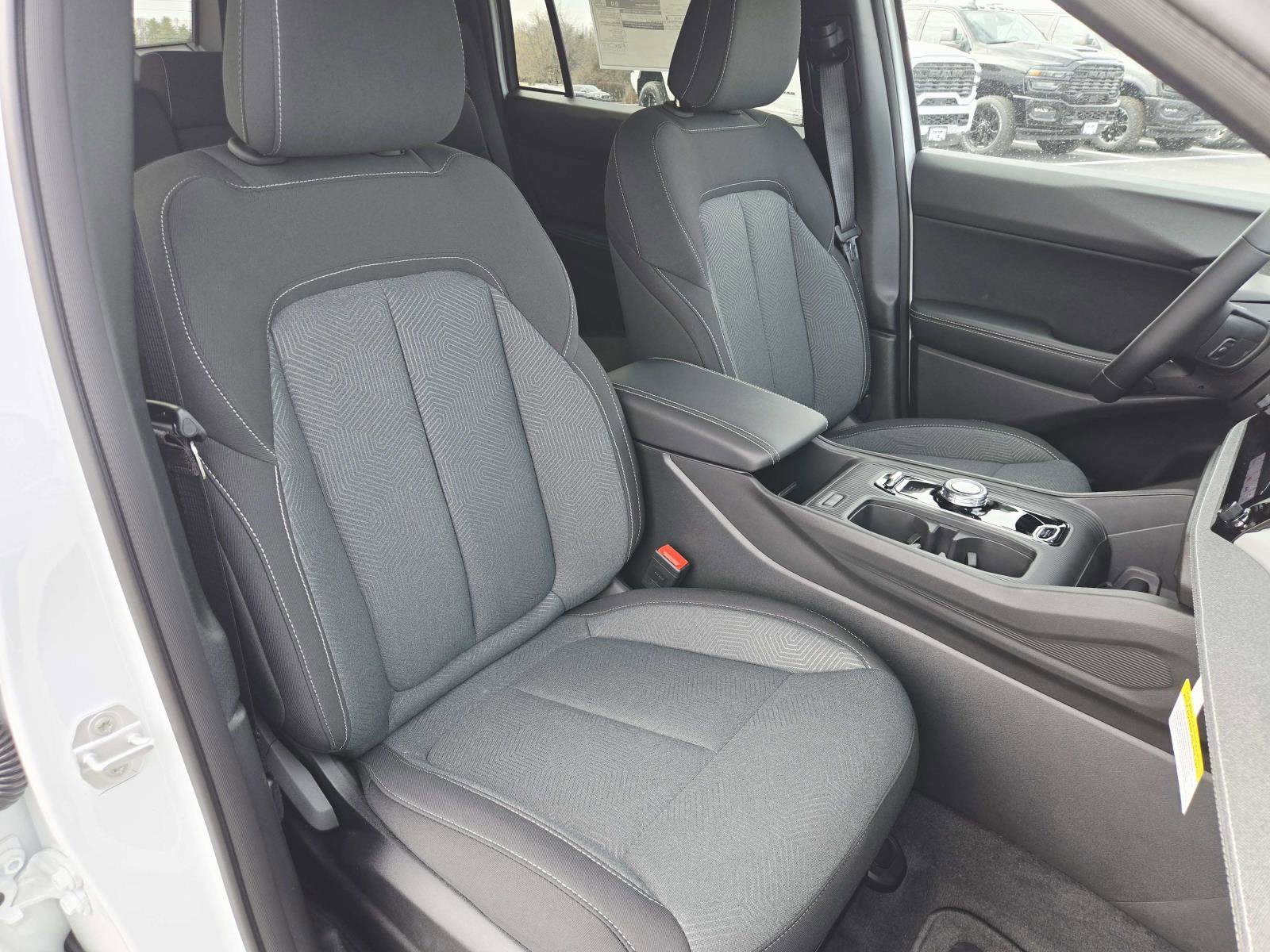 New 2026 Jeep Cherokee Laredo image 15