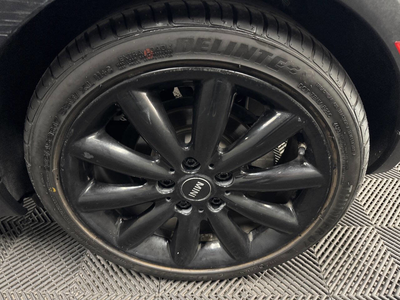 Used 2019 MINI Cooper S w/ Signature Upholstery Package image 20