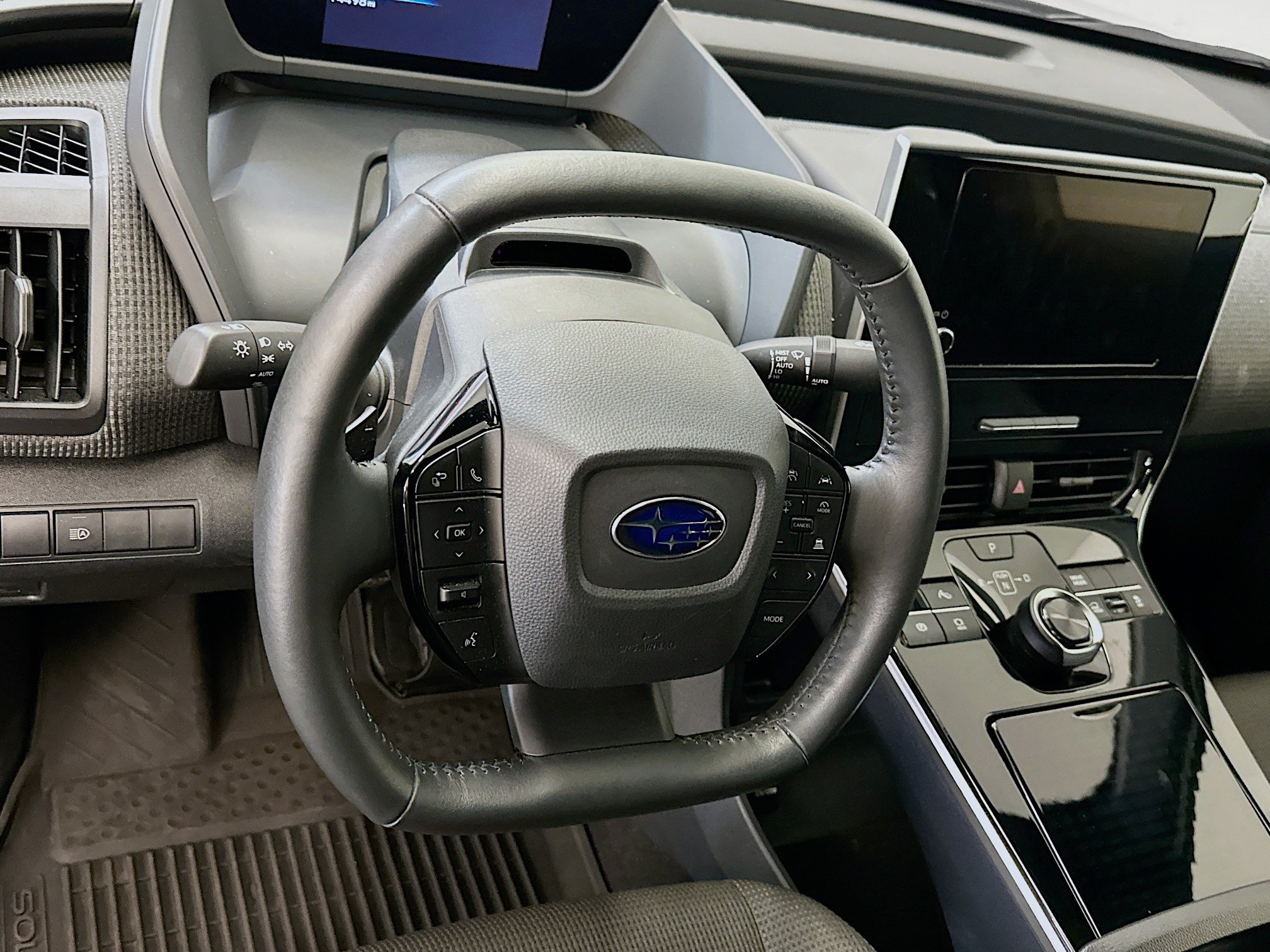 Used 2025 Subaru Solterra AWD/4WD image 18