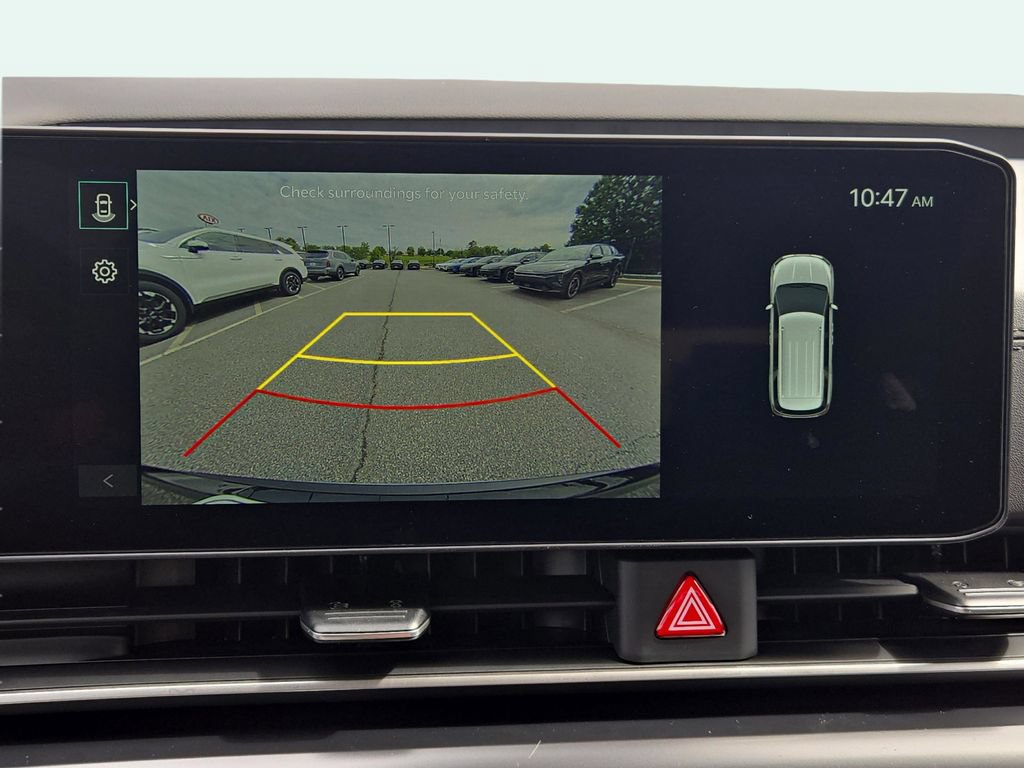 Certified 2025 Kia Carnival FWD image 30