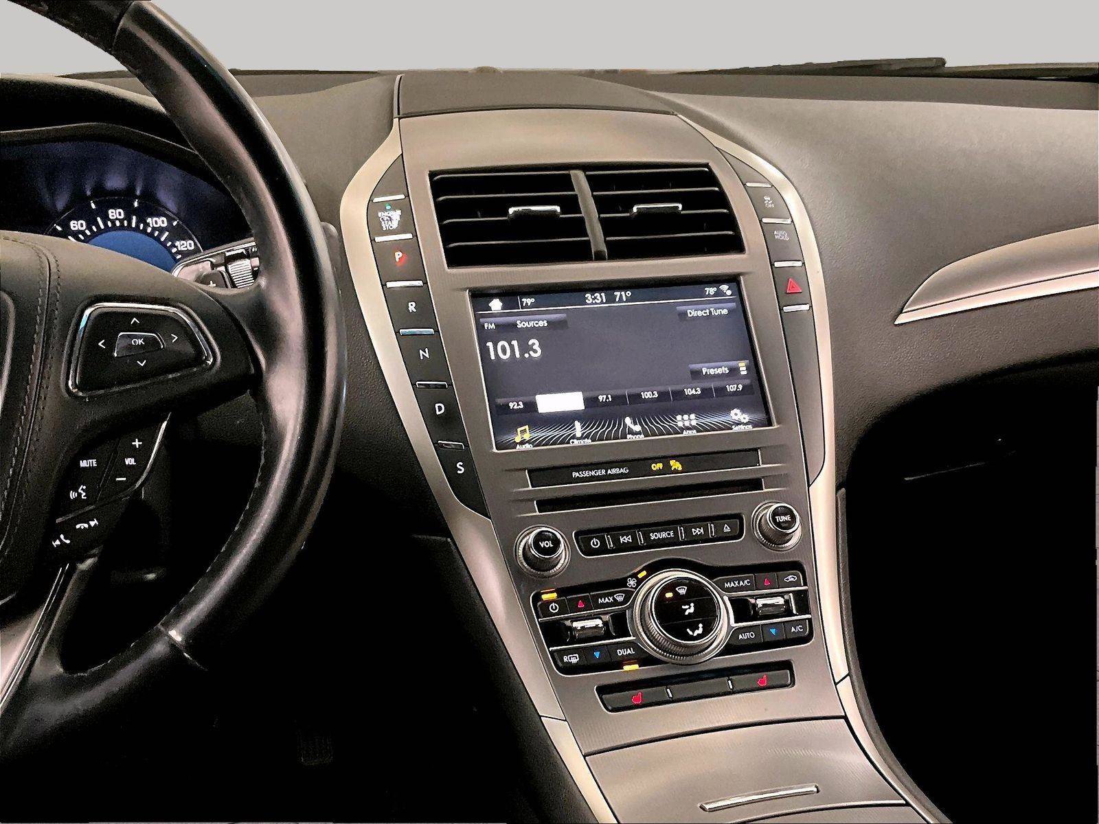 Used 2017 Lincoln MKZ Premiere image 7