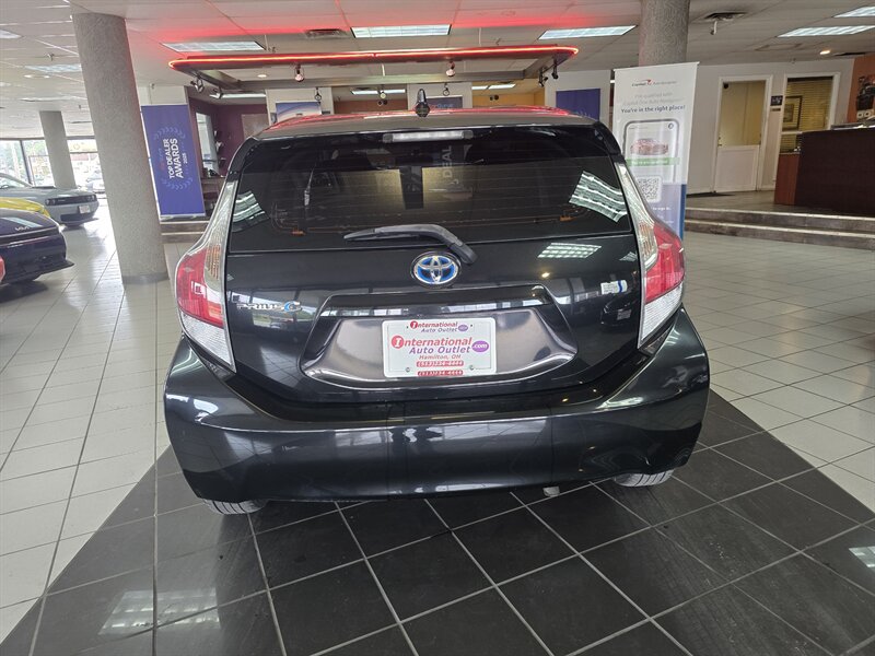 Used 2015 Toyota Prius C Two FWD image 5