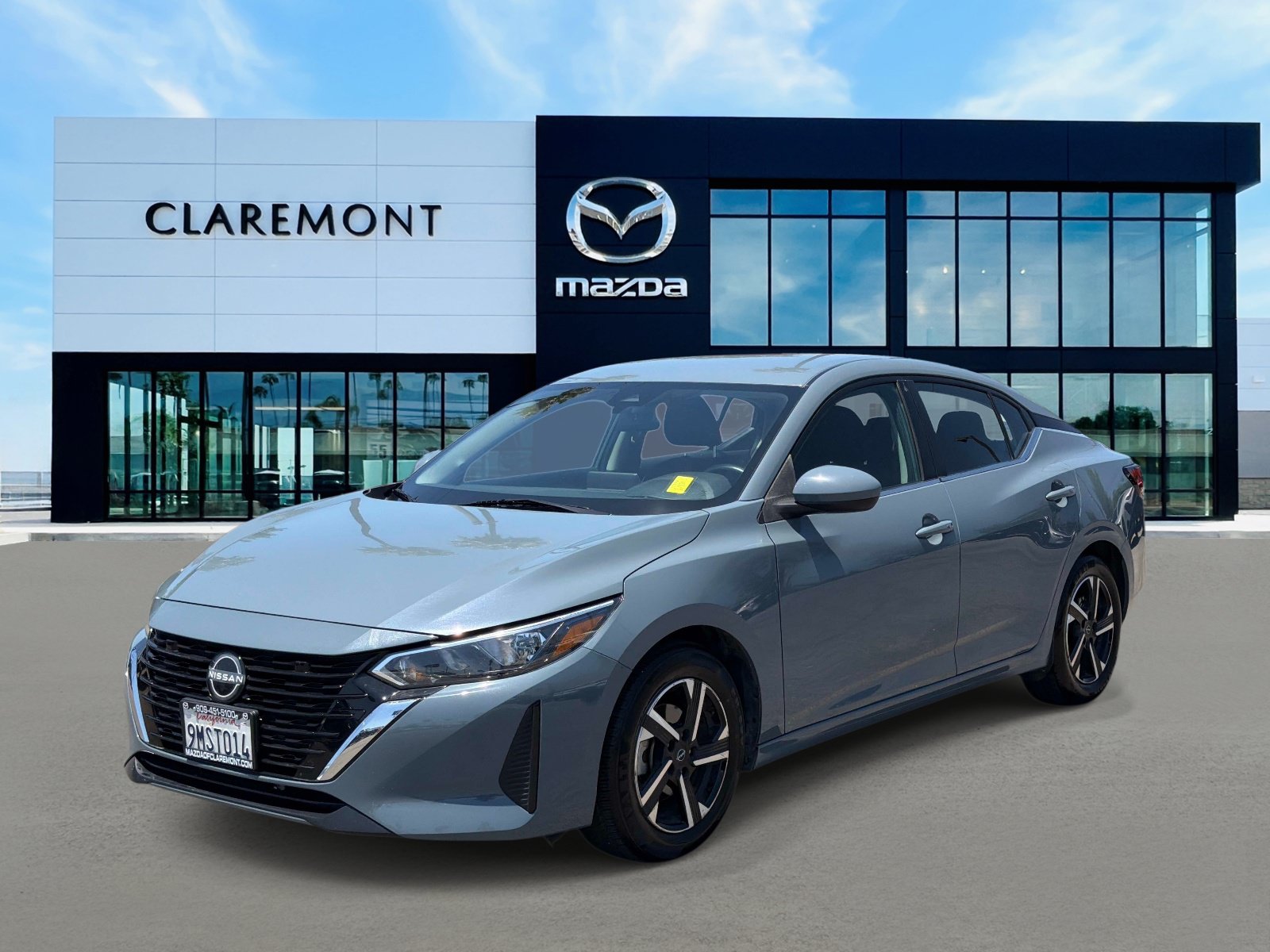 Used 2024 Nissan Sentra SV FWD image 3