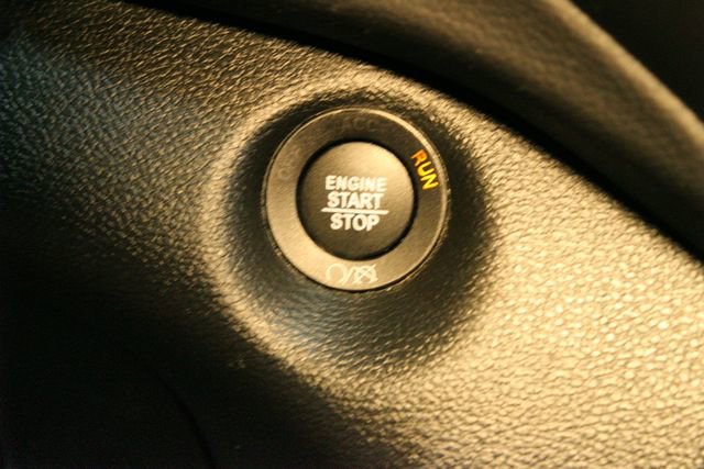 Used 2021 Jeep Cherokee Latitude Lux w/ Sun & Sound Group AWD/4WD image 24