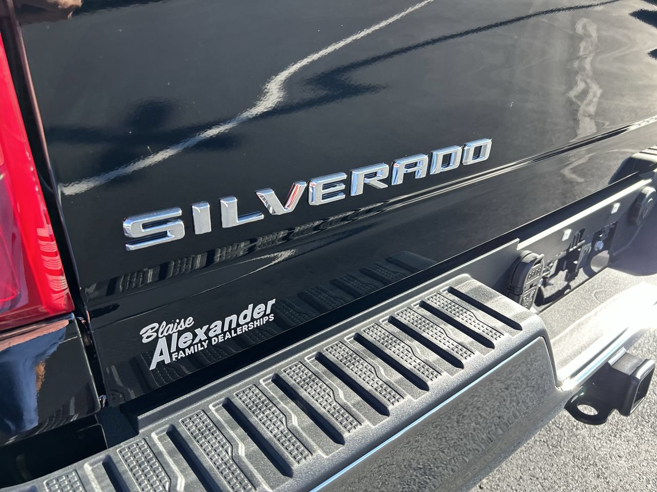 New 2026 Chevrolet Silverado 3500 LTZ w/ LTZ Convenience Package AWD/4WD image 11