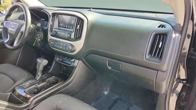 Used 2017 GMC Canyon SLE w/ Nightfall Edition image 17