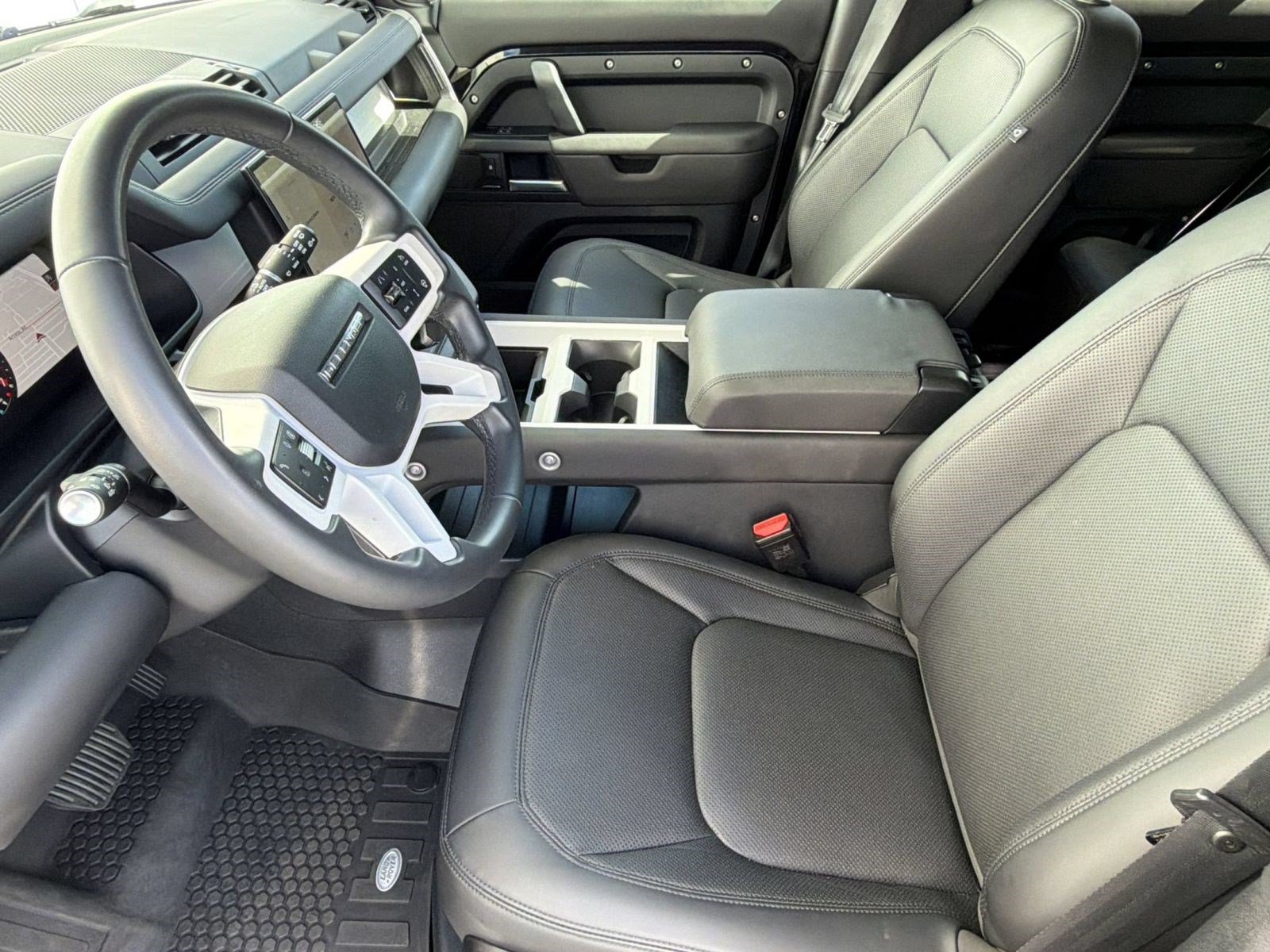 Used 2025 Land Rover Defender 130 S AWD/4WD image 5
