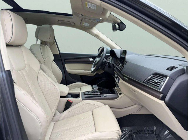 Certified 2023 Audi Q5 2.0T Premium Plus w/ Premium Plus Package AWD/4WD image 32