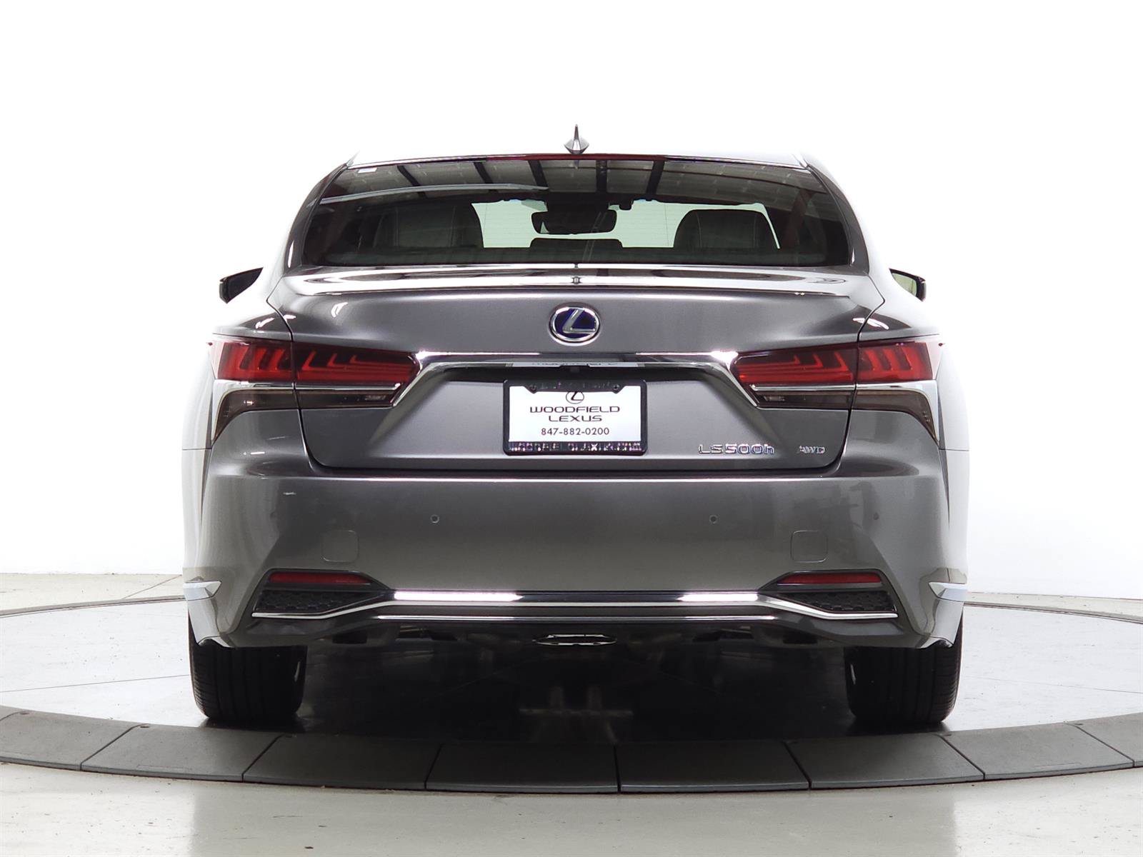 Used 2019 Lexus LS 500h AWD image 7