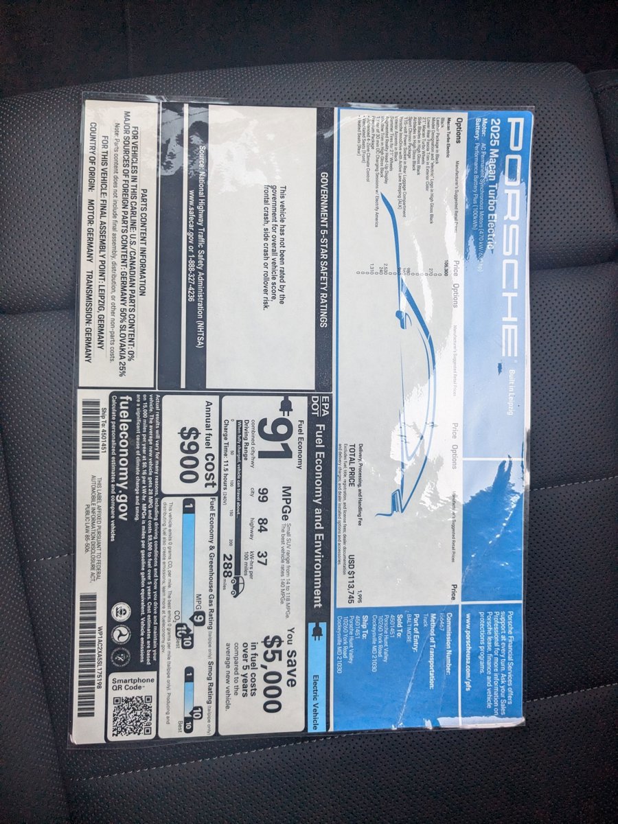 Used 2025 Porsche Macan Turbo Electric image 28