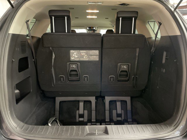 Used 2023 Kia Carnival LX image 24