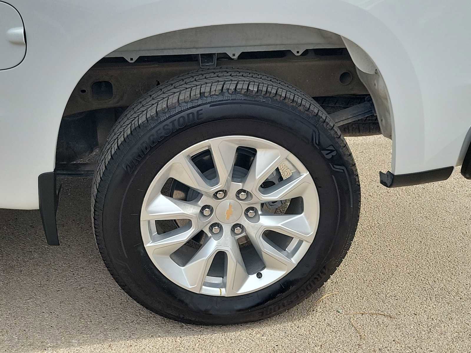 Used 2025 Chevrolet Silverado 1500 Custom image 8