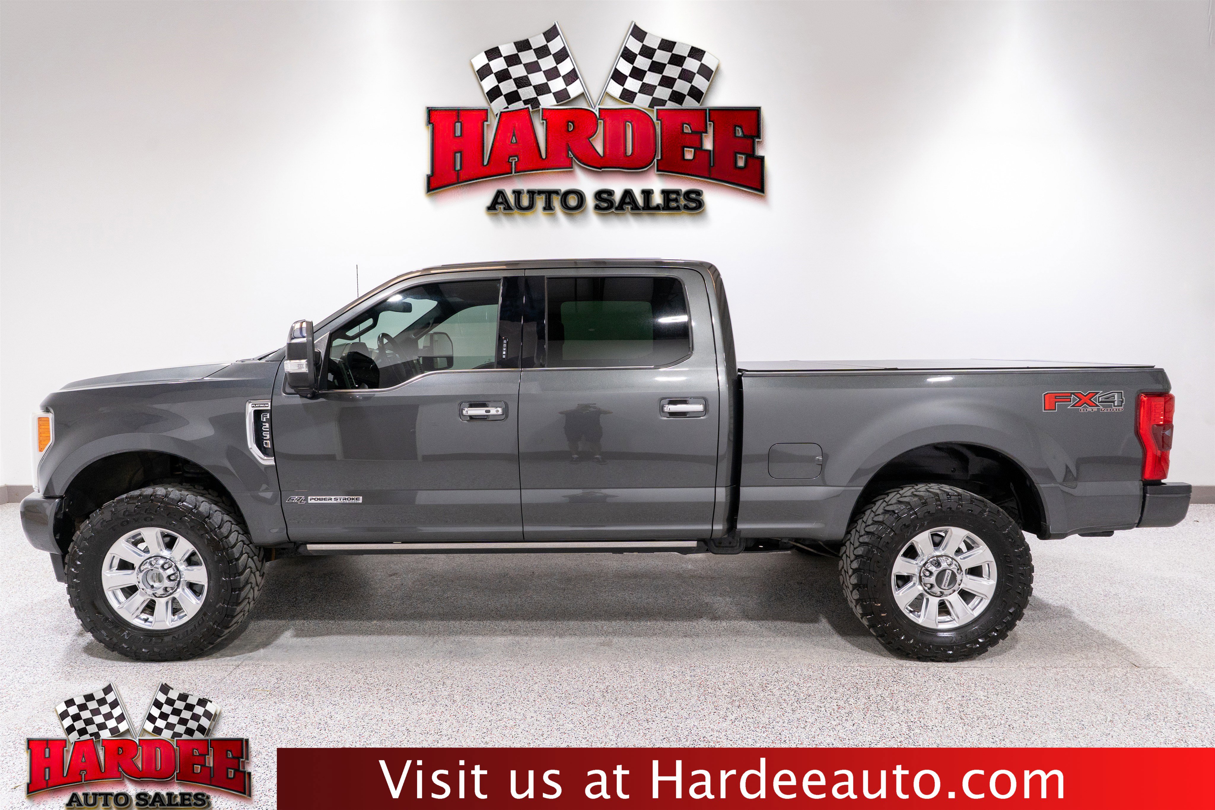 Used 2018 Ford F250 Platinum w/ Platinum Ultimate Package AWD/4WD image 1
