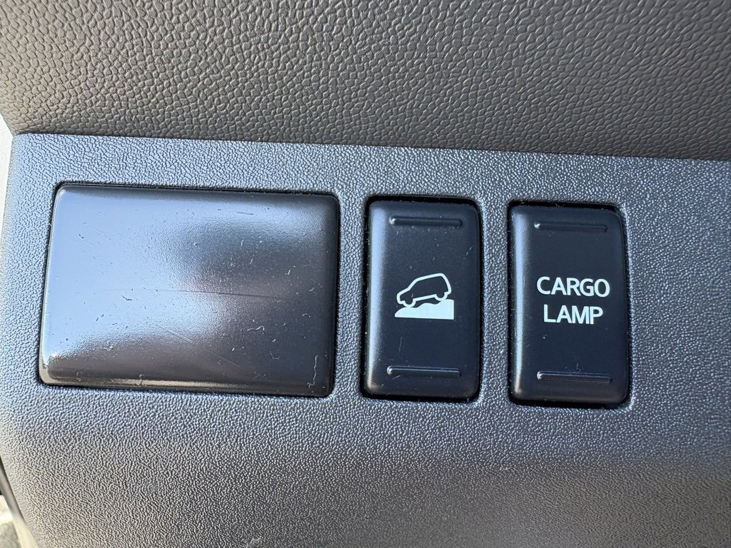 Used 2020 Nissan Frontier S image 42