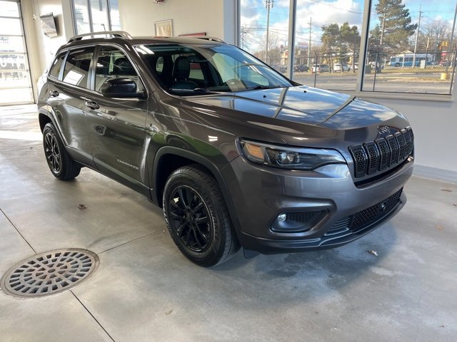 Certified 2020 Jeep Cherokee Latitude Lux w/ Comfort/Convenience Group image 3