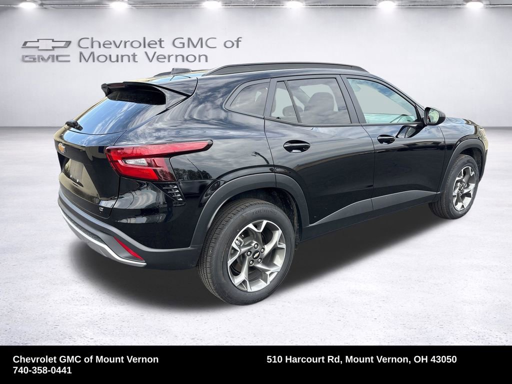 Used 2024 Chevrolet Trax LT image 5