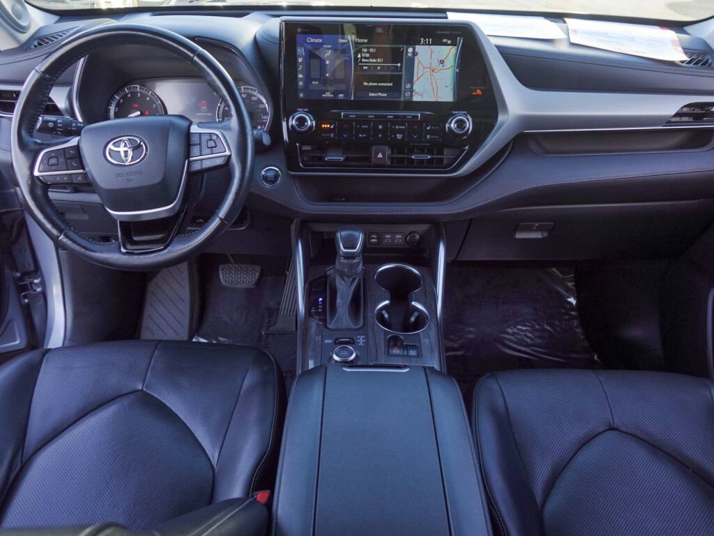 Used 2022 Toyota Highlander Platinum image 13