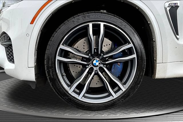 Used 2018 BMW X5 M AWD/4WD image 33