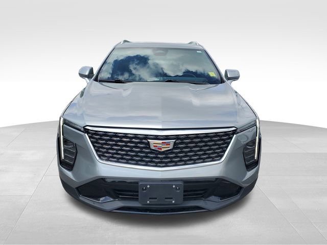 Used 2024 Cadillac XT4 Premium Luxury image 10