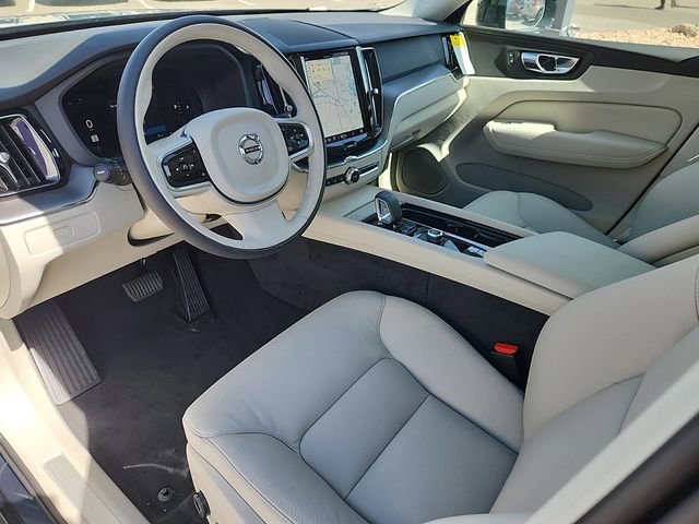 New 2025 Volvo XC60 B5 Core w/ Protection Package Premier image 9