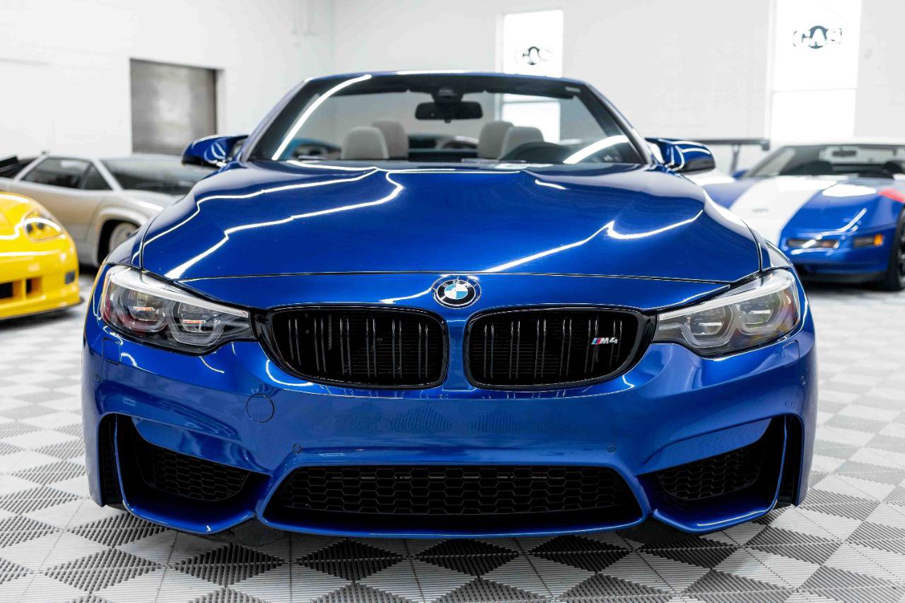 Used 2020 BMW M4 Convertible w/ Competition Package RWD image 4