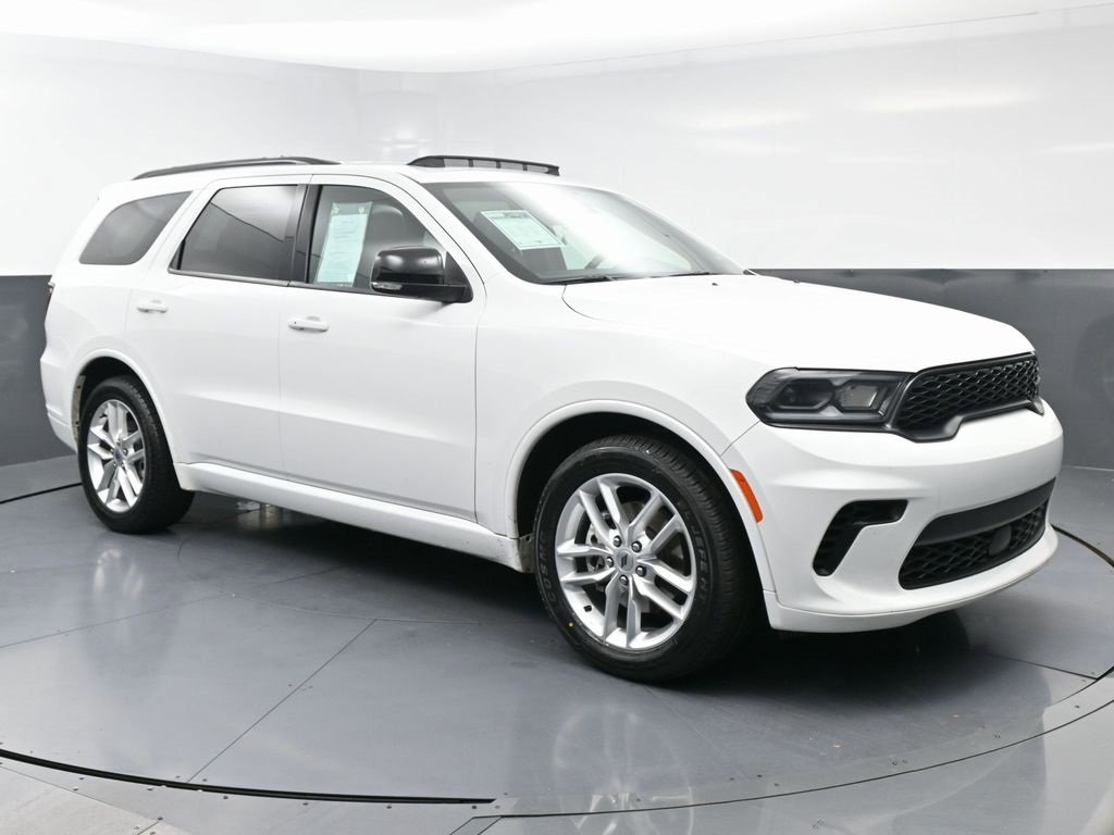 Used 2024 Dodge Durango GT image 3