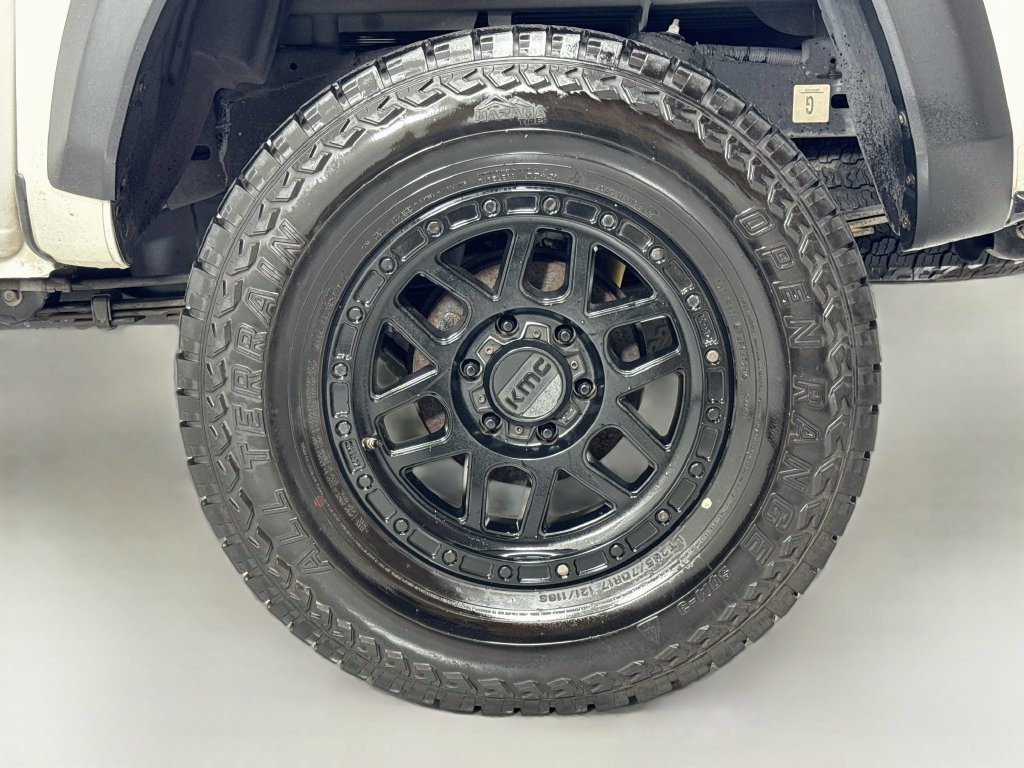 Used 2020 Toyota Tacoma TRD Off-Road w/ Technology Package AWD/4WD image 10