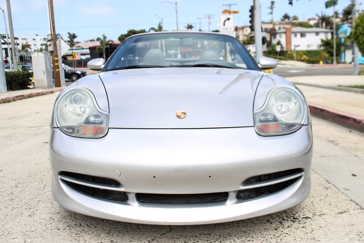 Used 2000 Porsche 911 Carrera 4 AWD/4WD image 10