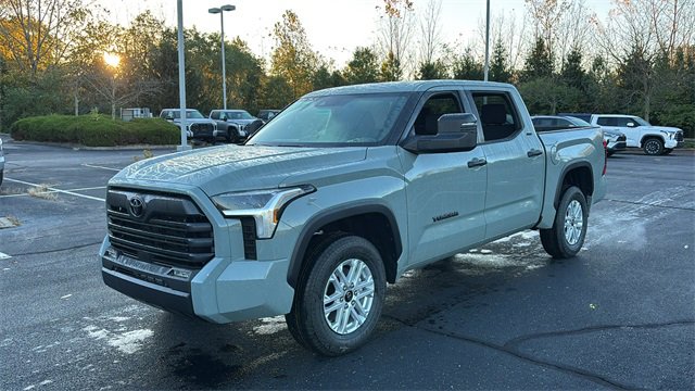 New 2026 Toyota Tundra SR5 w/ SR5 Convenience Package image 2