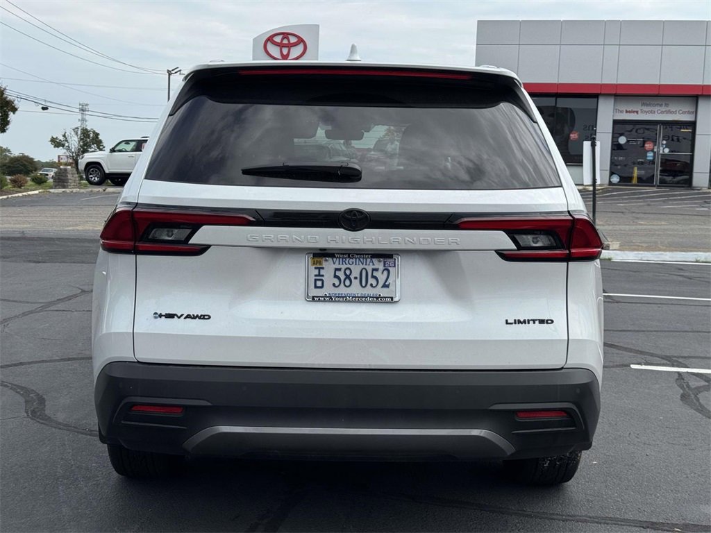 Used 2025 Toyota Grand Highlander AWD Hybrid image 23